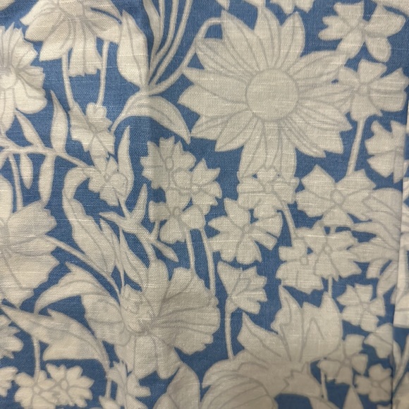 Gap Men’s Linen Floral Shirt in Blue, new with tags - Picture 4 of 5